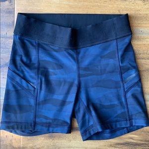 Blue camo lulu lemon shorts